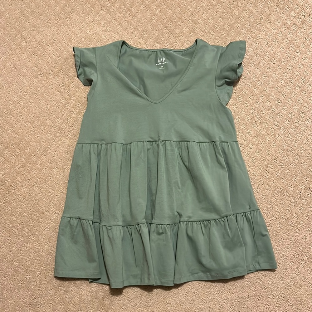 Sage green Gap maternity top/tunic.